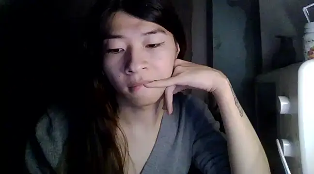 CarlyJoy online show from March 9, 2:21 pm