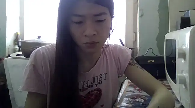 CarlyJoy online show from March 19, 6:35 am