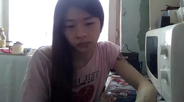 CarlyJoy online show from March 21, 7:33 am