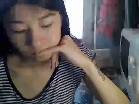 Snapshot of CarlyJoy chatting on May 31, 1:51 pm CarlyJoy online show from May 31, 1:51 pm