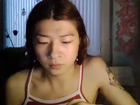 CarlyJoy online show from July 12, 3:14 pm