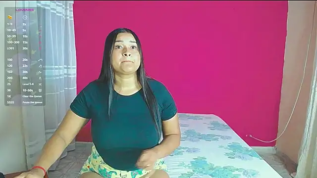 Snapshot of violeta_rous chatting on January 15, 6:01 am violeta rous online show from January 15, 6:01 am