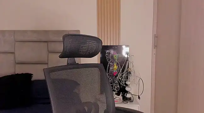 paul rogerr online show from December 14, 5:40 am