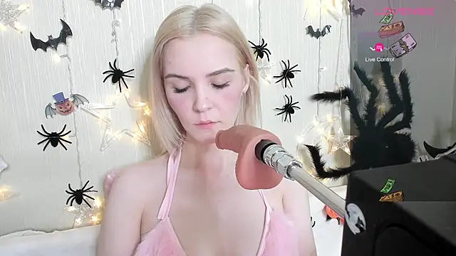 Kaya Devis online show from October 25, 3:47 am