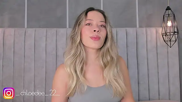 chloe d online show from January 15, 11:43 am