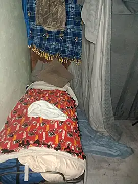 Snapshot of deepstroker42071 chatting on September 15, 6:57 am deepstroker42071 online show from September 15, 6:57 am