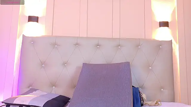 sofiaa ebony online show from March 14, 1:16 pm