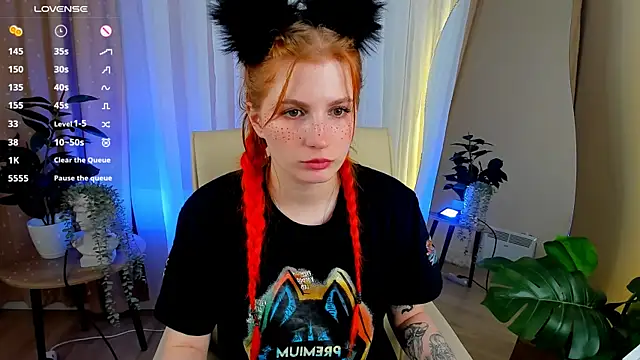 Mira  Blush online show from February 24, 2:40 am