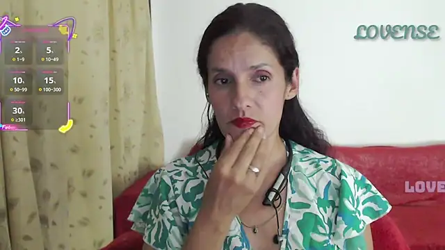 Snapshot of catalina_duran1 chatting on October 12, 6:23 am catalina duran1 online show from October 12, 6:23 am