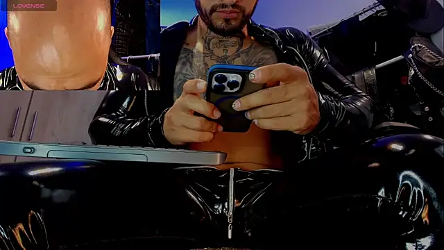Snapshot of billyMayer_ chatting on March 21, 7:57 pm billyMayer  online show from March 21, 7:57 pm
