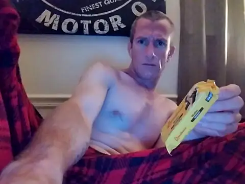 CuddlyFloat88 online show from March 12, 5:57 am