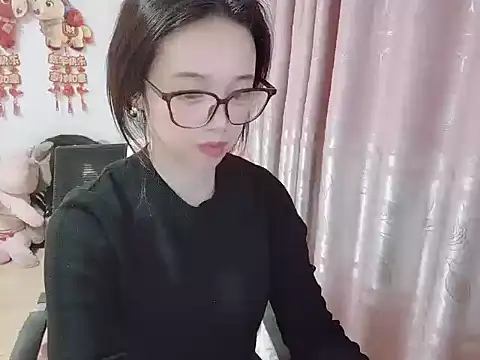 Snapshot of wwcc123 chatting on March 15, 2:45 pm wwcc123 online show from March 15, 2:45 pm