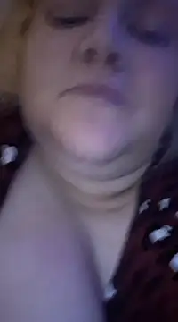 Snapshot of ducicsajsziii chatting on January 6, 8:39 pm ducicsajsziii online show from January 6, 8:39 pm