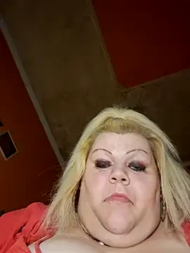 Snapshot of ducicsajsziii chatting on March 13, 7:17 pm ducicsajsziii online show from March 13, 7:17 pm