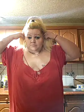 Snapshot of ducicsajsziii chatting on March 13, 10:21 pm ducicsajsziii online show from March 13, 10:21 pm