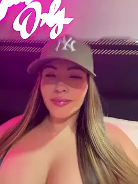sexyyykloee online show from April 26, 1:25 am