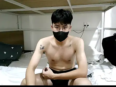 Gwencloudy online show from November 5, 5:13 pm