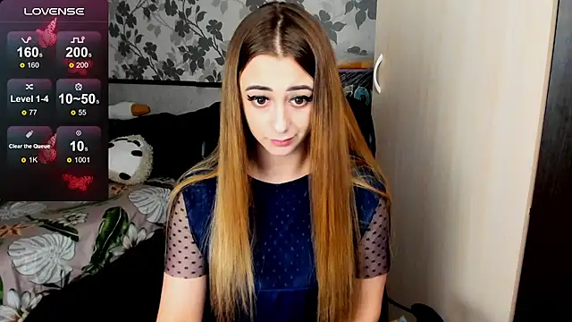 Snapshot of weakness4u chatting on March 12, 3:24 am weakness4u online show from March 12, 3:24 am