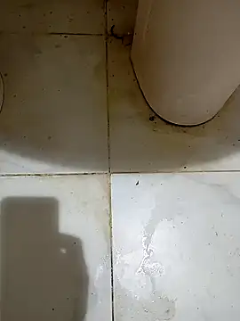 Snapshot of Black_dicki chatting on December 2, 10:45 pm Black dicki online show from December 2, 10:45 pm