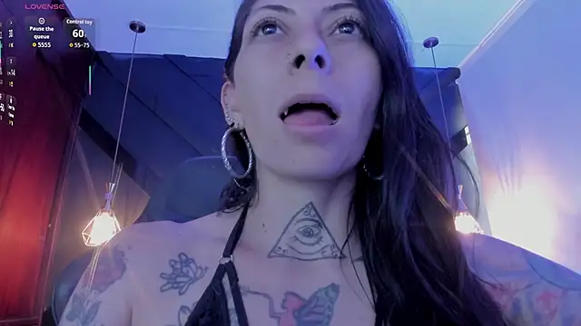 dark gotica online show from November 24, 8:52 pm