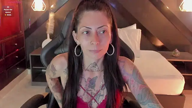 dark gotica online show from February 17, 7:09 pm