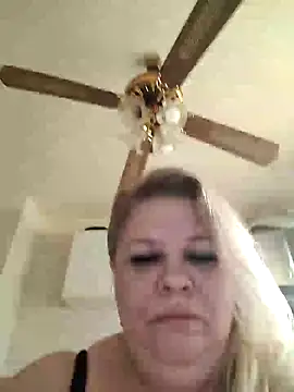 AriannaMilf online show from December 5, 10:24 am