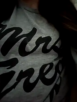 Snapshot of bruna_safadinhaa chatting on November 3, 4:08 pm bruna safadinhaa online show from November 3, 4:08 pm