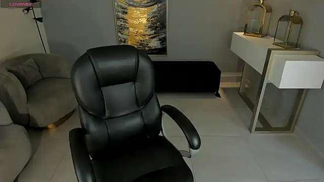Snapshot of AlessiaCorleone_ chatting on February 24, 10:14 pm AlessiaCorleone online show from February 24, 10:14 pm