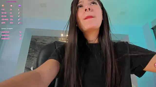 Snapshot of AlessiaCorleone_ chatting on March 11, 6:43 am AlessiaCorleone online show from March 11, 6:43 am