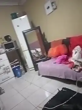 Snapshot of ShooingBunch chatting on February 28, 12:22 am ShooingBunch online show from February 28, 12:22 am