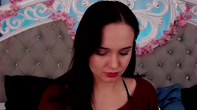 MeIisaLove online show from February 15, 6:04 pm