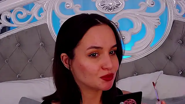 MeIisaLove online show from May 3, 4:13 pm