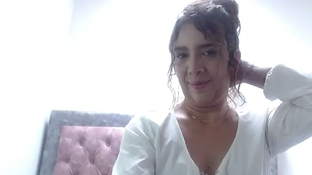 Victoria meester online show from May 22, 2:01 pm