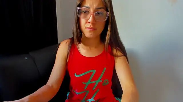 squirttati33 online show from December 6, 3:22 pm