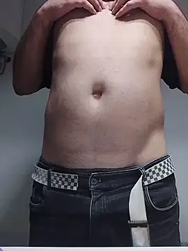 Snapshot of Passivello9 chatting on December 18, 2:17 am Passivello9 online show from December 18, 2:17 am