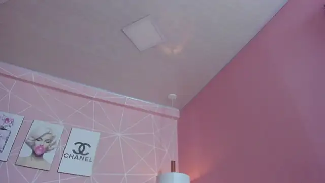 dolly zoe online show from January 14, 8:36 pm