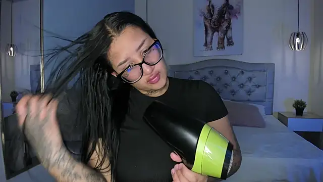 Snapshot of ayshel__ chatting on October 24, 9:11 pm ayshel online show from October 24, 9:11 pm