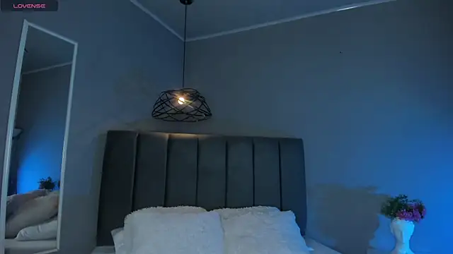 Snapshot of ayshel__ chatting on November 19, 9:04 pm ayshel online show from November 19, 9:04 pm