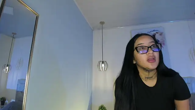 Snapshot of ayshel__ chatting on November 26, 5:19 am ayshel online show from November 26, 5:19 am