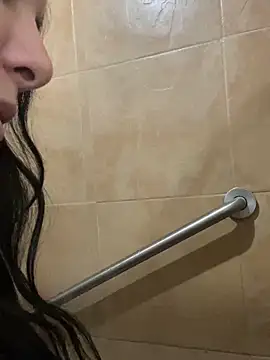 xocrybaby online show from December 20, 5:51 pm