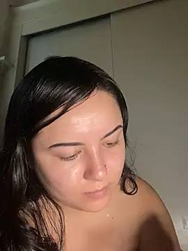 xocrybaby online show from December 24, 5:13 pm