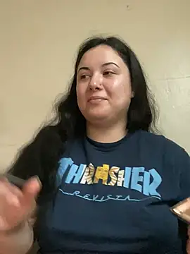 xocrybaby online show from March 5, 6:12 pm