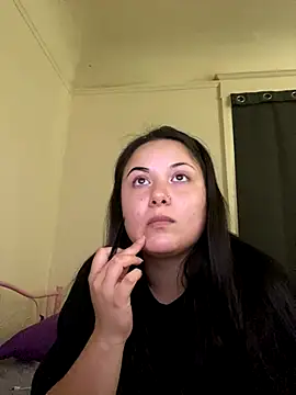 xocrybaby online show from October 5, 6:28 pm