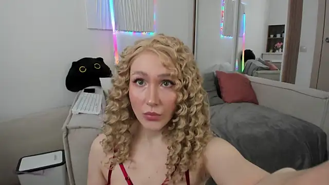 CarolMay online show from April 25, 6:05 am