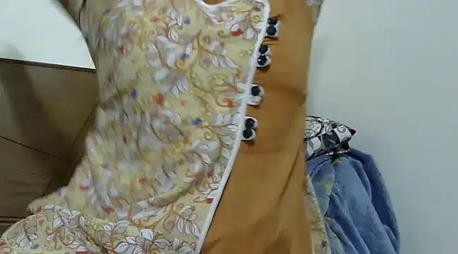 Snapshot of shekira99 chatting on March 5, 2:12 pm shekira99 online show from March 5, 2:12 pm