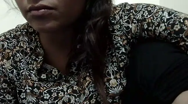 Snapshot of shekira99 chatting on March 12, 2:34 pm shekira99 online show from March 12, 2:34 pm