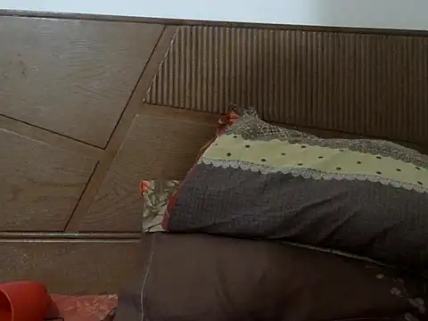 Snapshot of shekira99 chatting on September 11, 7:14 pm shekira99 online show from September 11, 7:14 pm