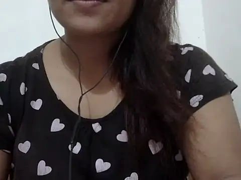 Snapshot of shekira99 chatting on October 19, 9:15 pm shekira99 online show from October 19, 9:15 pm