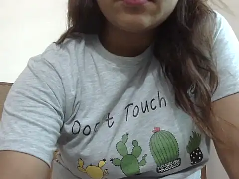 Snapshot of shekira99 chatting on October 24, 1:03 am shekira99 online show from October 24, 1:03 am