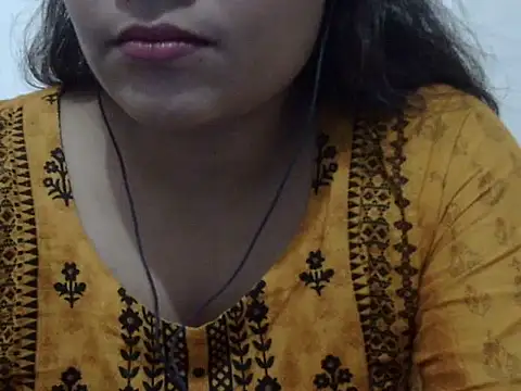 Snapshot of shekira99 chatting on November 9, 2:26 pm shekira99 online show from November 9, 2:26 pm